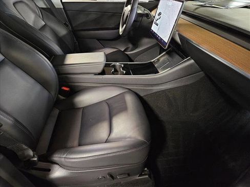 Used 2020 Tesla Model Y Long Range image 20