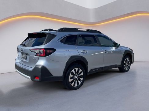 Used 2024 Subaru Outback Limited image 7