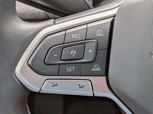 Used 2026 Volkswagen Tiguan S FWD image 23