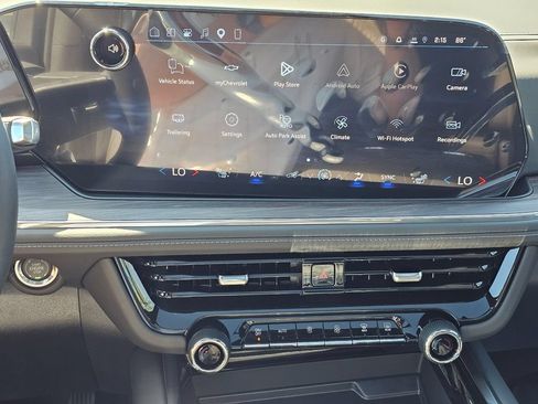 New 2026 Chevrolet Suburban LT w/ Comfort Package AWD/4WD image 32