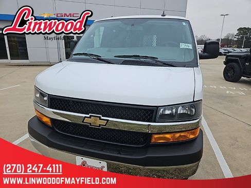 Used 2024 Chevrolet Express 2500 w/ Driver Convenience Package image 3