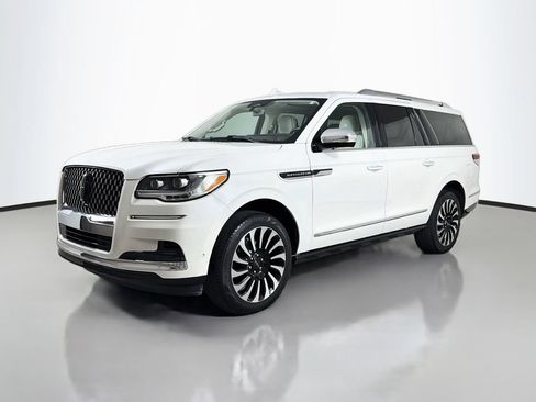 Used 2023 Lincoln Navigator L Black Label AWD/4WD image 1
