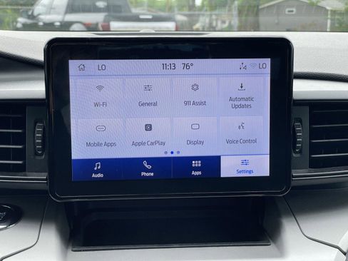 Used 2024 Ford Explorer XLT RWD image 21