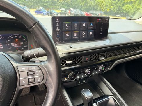 Used 2023 Honda Accord EX-L image 23