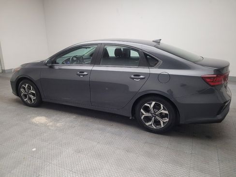Used 2020 Kia Forte LXS FWD image 3