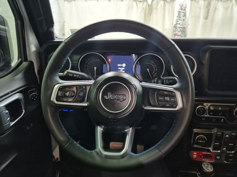 Used 2023 Jeep Wrangler Unlimited Rubicon 4xe w/ Cold Weather Group AWD/4WD image 19