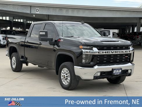 Used 2023 Chevrolet Silverado 2500 LT w/ Convenience Package image 2
