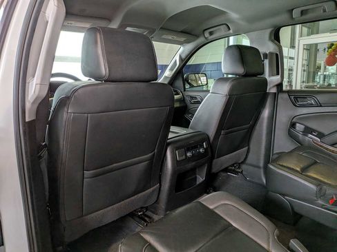 Used 2020 Chevrolet Tahoe LT w/ RST Edition image 17