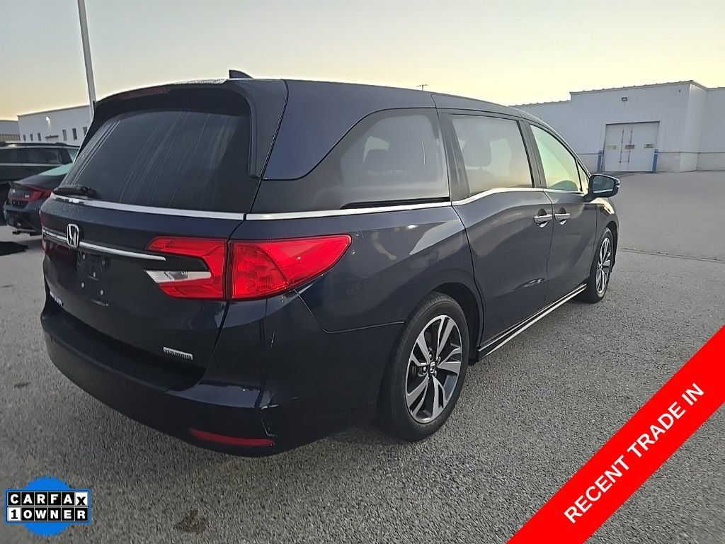 Used 2021 Honda Odyssey Touring image 3