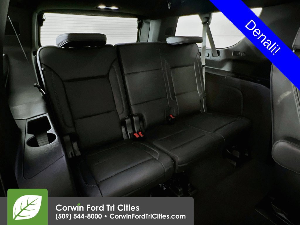 Used 2021 GMC Yukon XL Denali AWD/4WD image 16