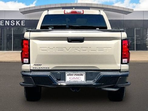 Used 2024 Chevrolet Colorado W/T RWD image 4