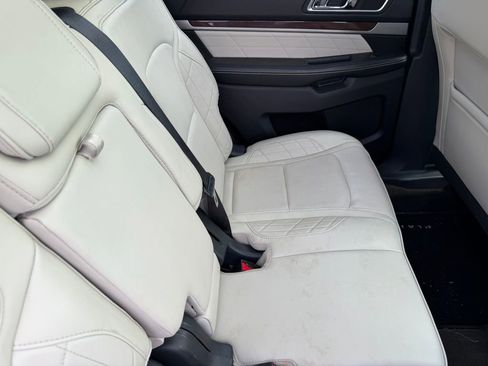 Used 2017 Ford Explorer Platinum AWD/4WD image 19