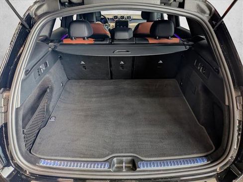 Certified 2025 Mercedes-Benz GLC 300 image 10