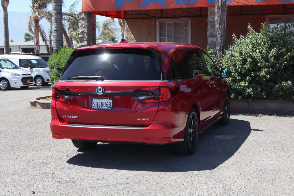 Used 2023 Honda Odyssey Sport image 9