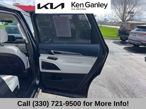 Certified 2023 Kia Telluride SX Prestige AWD/4WD image 58