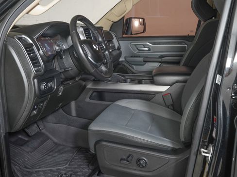 Used 2019 RAM 1500 Big Horn AWD/4WD image 12