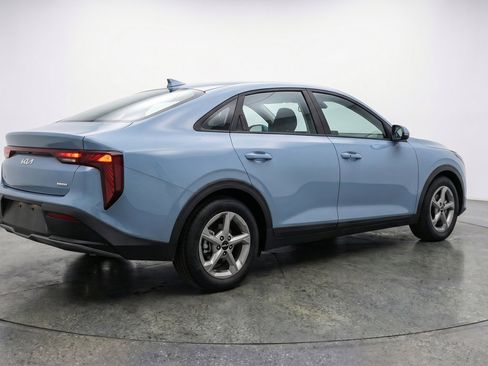 Used 2025 Kia K4 FWD image 9