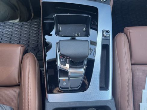 Certified 2024 Audi Q5 2.0T Prestige image 20