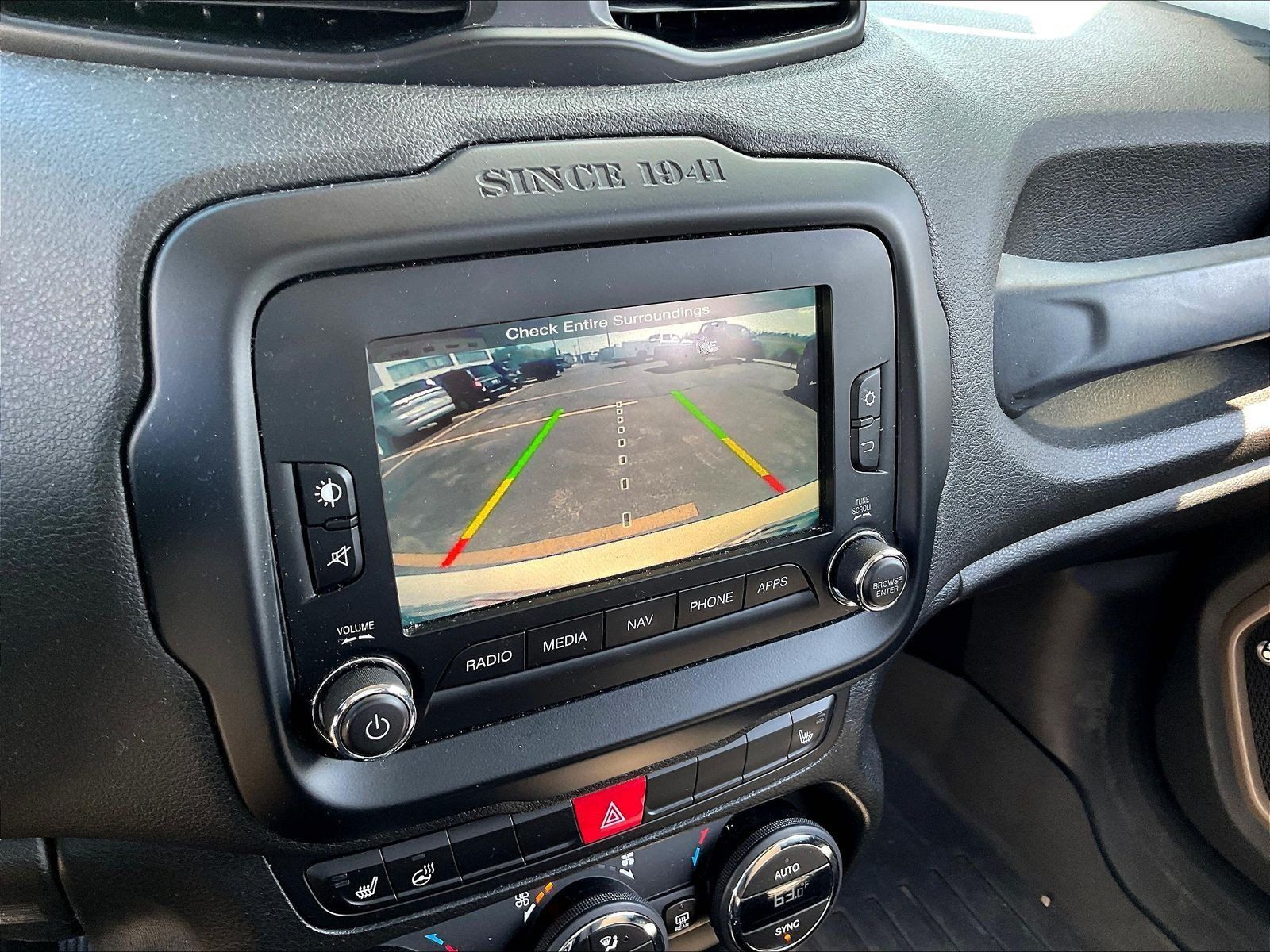 Used 2016 Jeep Renegade Limited AWD/4WD image 14
