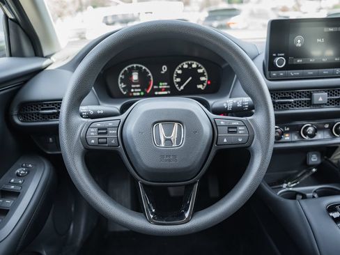 Used 2025 Honda HR-V LX image 26