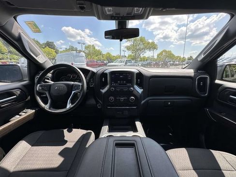 Used 2022 Chevrolet Silverado 1500 LT Trail Boss w/ Bed Protection Package AWD/4WD image 37