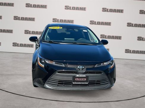 Used 2024 Toyota Corolla LE image 8