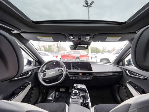 Used 2024 Kia EV6 GT-Line image 35