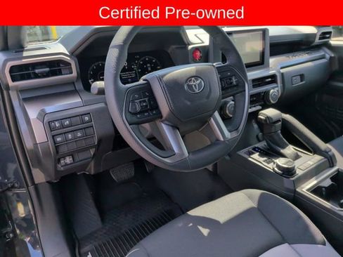 Used 2025 Toyota Tacoma TRD Off-Road AWD/4WD image 13