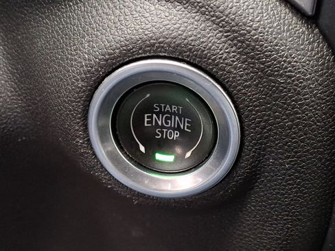 Used 2022 Chevrolet Silverado 1500 LT image 24