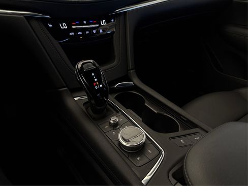 New 2025 Cadillac XT5 Premium Luxury image 30