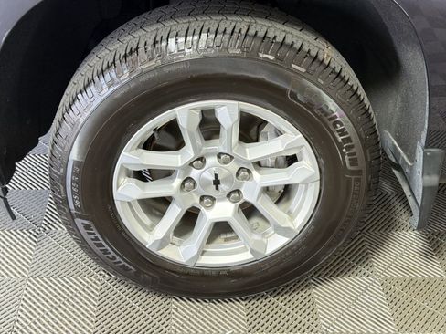 Used 2022 Chevrolet Silverado 1500 RST AWD/4WD image 12