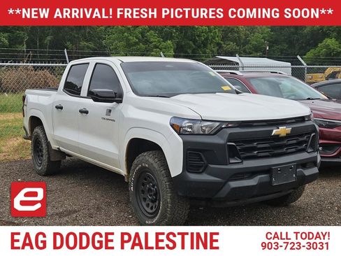 Used 2023 Chevrolet Colorado W/T w/ Safety Package AWD/4WD image 1