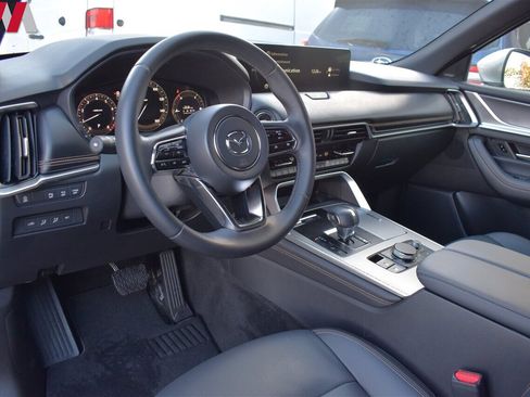 Used 2025 MAZDA CX-90 3.3 Turbo w/ Premium Plus Pkg image 3