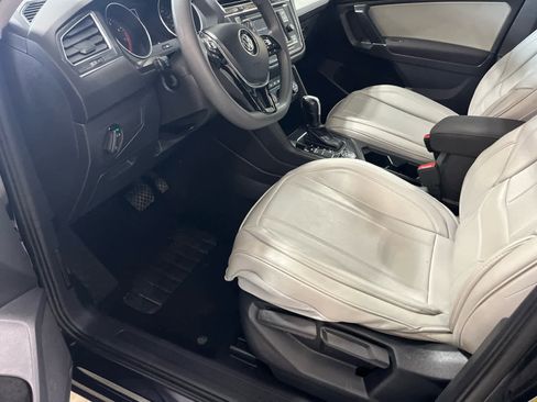 Used 2020 Volkswagen Tiguan S image 15