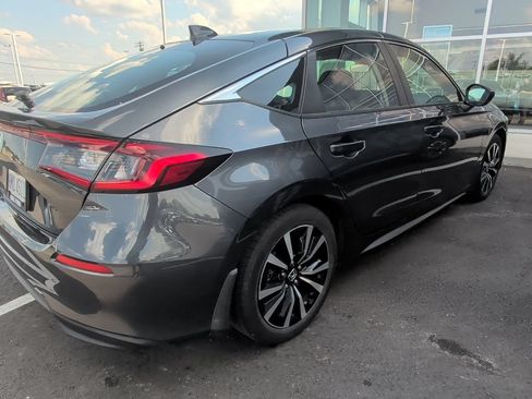 Used 2024 Honda Civic EX-L image 4