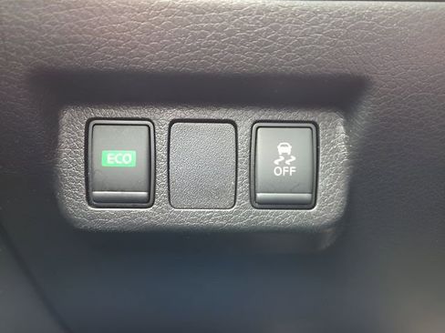 Used 2019 Nissan Sentra S image 17