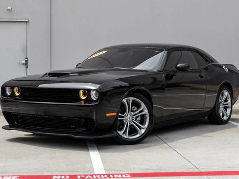 Used 2021 Dodge Challenger R/T RWD image 6