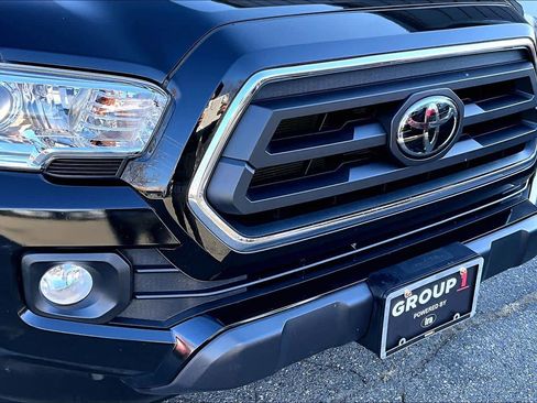 Certified 2021 Toyota Tacoma SR5 image 27