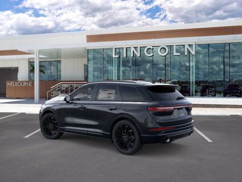 New 2025 Lincoln Corsair Grand Touring w/ Jet Appearance Package AWD/4WD image 4
