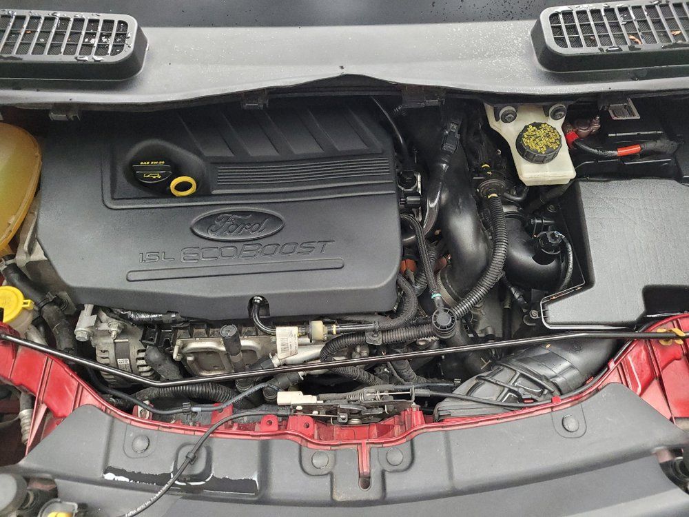 Used 2017 Ford Escape SE FWD image 30