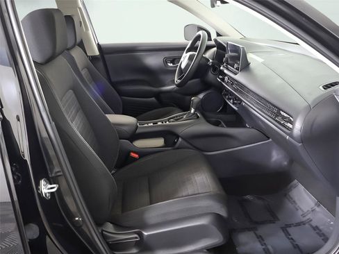 Used 2023 Honda HR-V LX image 27