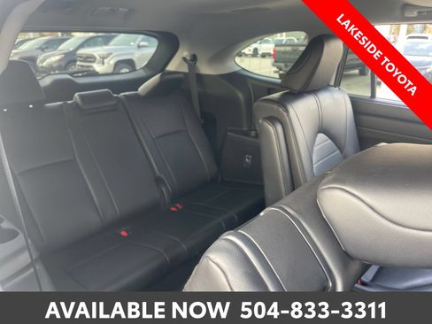 Certified 2024 Toyota Highlander XLE FWD image 21