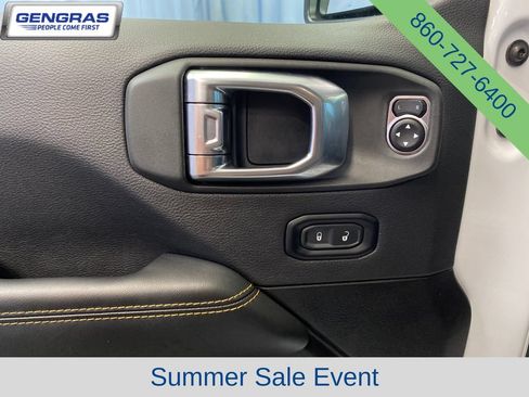 Used 2025 Jeep Wrangler Unlimited Sahara w/ Safety Group AWD/4WD image 13