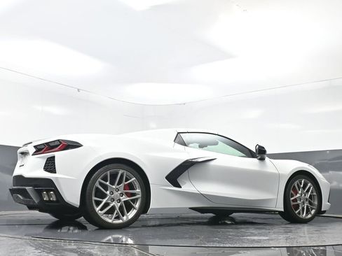 Used 2024 Chevrolet Corvette Stingray Preferred Conv w/ Stealth Interior Trim Package RWD image 24