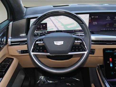 Certified 2026 Cadillac Escalade IQ Luxury 2 w/ LPO, Radiant Package AWD/4WD image 15