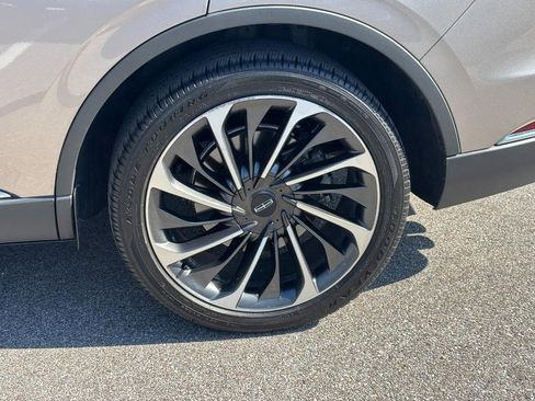 Certified 2021 Lincoln Aviator Reserve w/ Equipment Group 201A AWD/4WD image 10