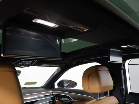 New 2026 Audi A8 L 3.0T image 26