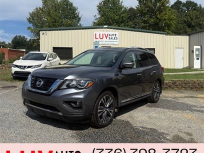 Used 2017 Nissan Pathfinder Platinum