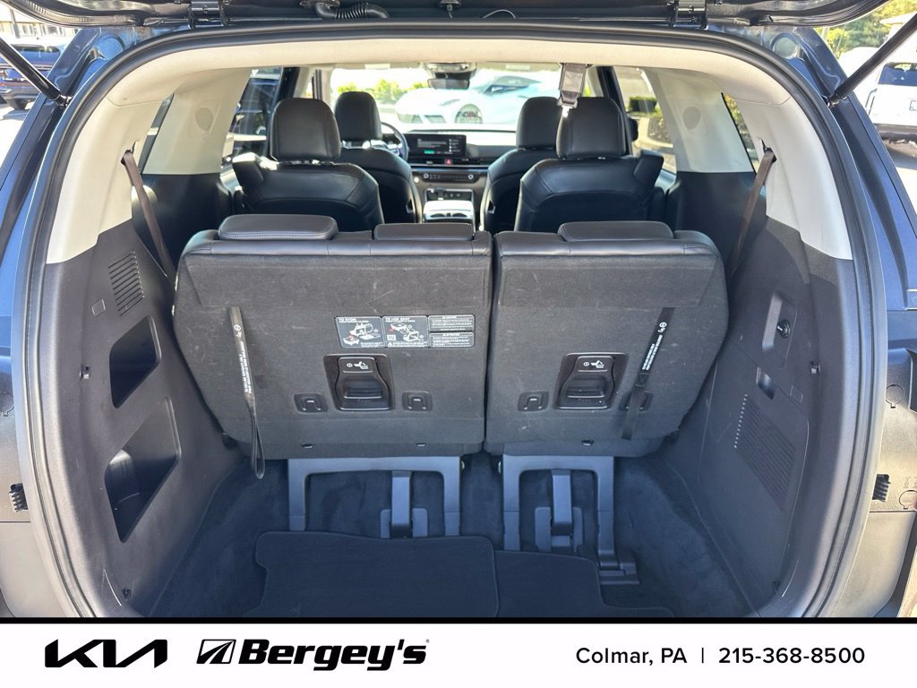 Certified 2025 Kia Carnival FWD image 16