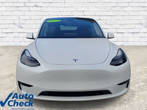 Used 2023 Tesla Model Y Long Range AWD/4WD image 6